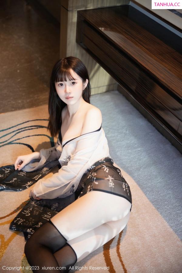   [XiuRen]高清写真图 2023.09.28 No.7459 林悠悠 黑丝美腿第45张图片